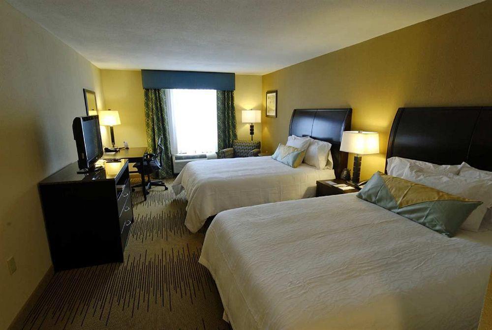 Hilton Garden Inn Cincinnati/Mason Δωμάτιο φωτογραφία